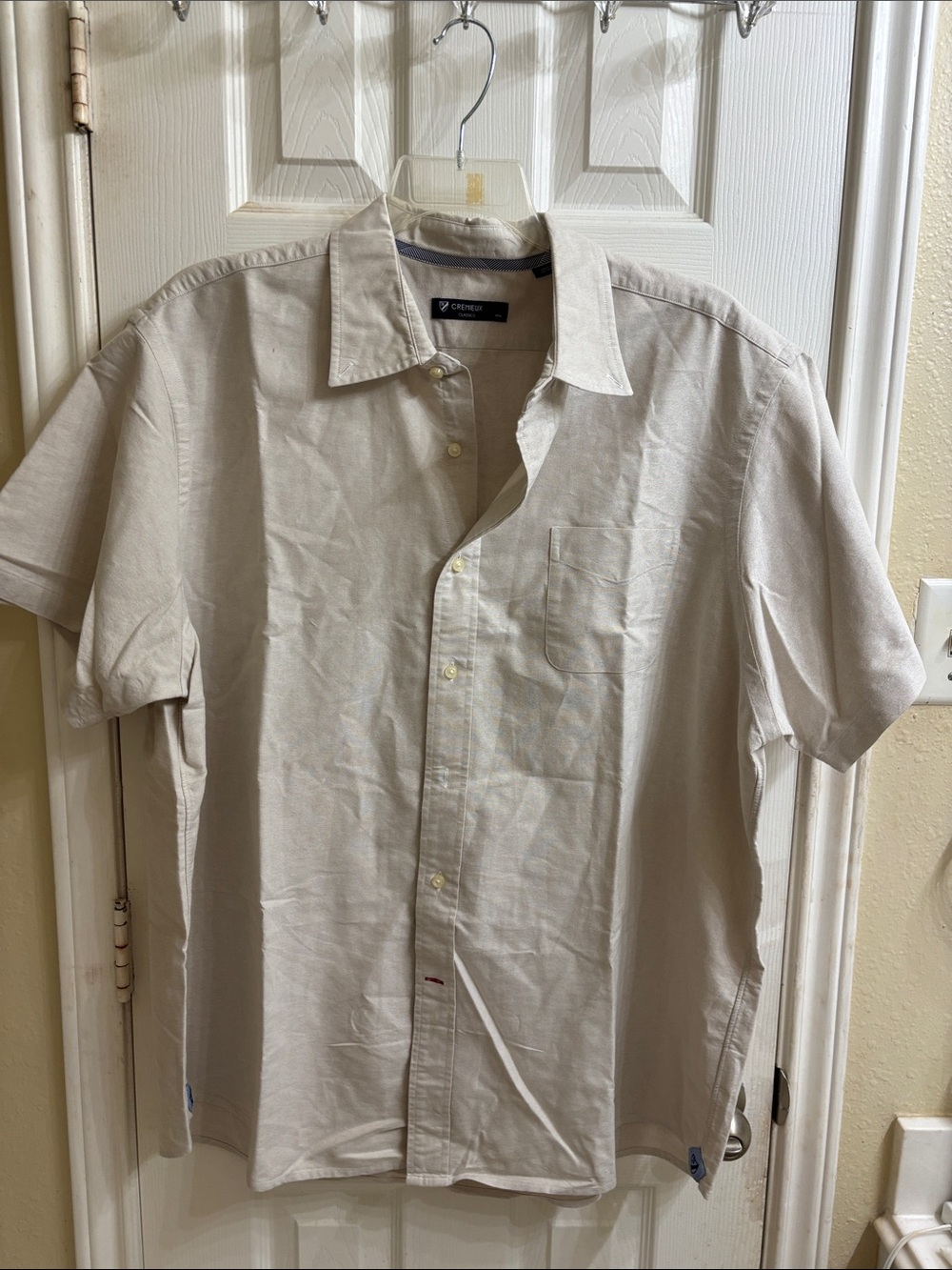 Daniel Cremieux 100% cotton Beige Button-Down Casual Shirt. NWOT